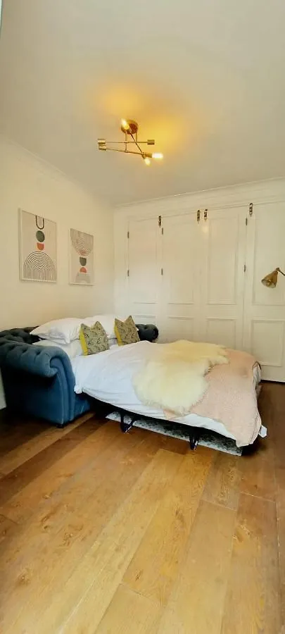 Stylish 3 Bedroom Townhouse In Brockley With Large Garden London 0*,
