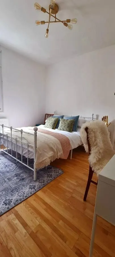 Holiday home Stylish 3 Bedroom Townhouse In Brockley With Large Garden London